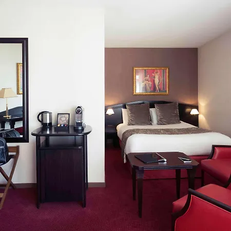 Mercure Lyon Centre Charpennes 4* וילאורבן