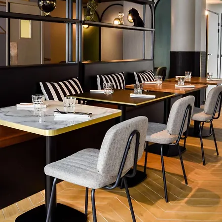 Mercure Lyon Centre Charpennes מלון 4*