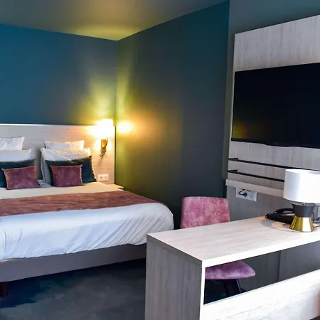 Mercure Lyon Centre Charpennes 4*
