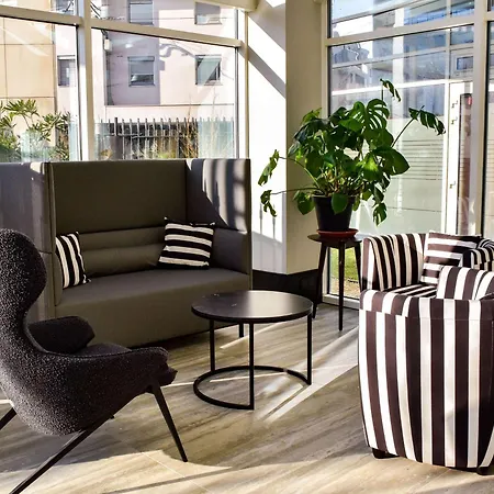 Mercure Lyon Centre Charpennes מלון