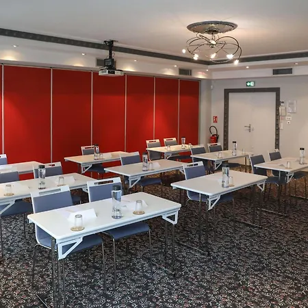 Hotel Mercure Lyon Centre Charpennes Parc De La Tete D'or 4*