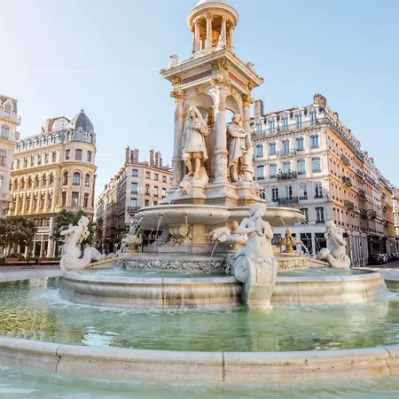 Mercure Lyon Centre Charpennes