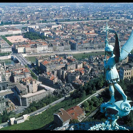 Mercure Lyon Centre Charpennes 4* Villeurbanne