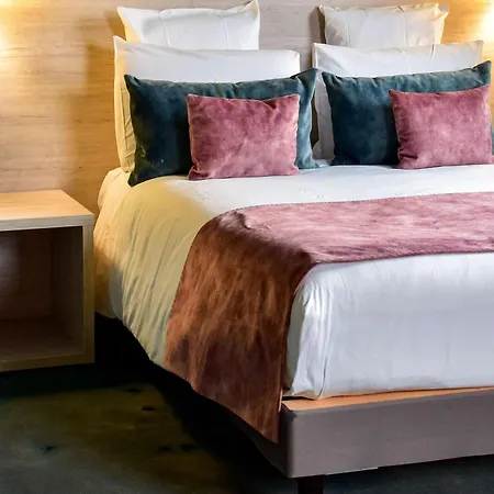 Mercure Lyon Centre Charpennes Hotel