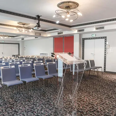 Mercure Lyon Centre Charpennes 4* Villeurbanne